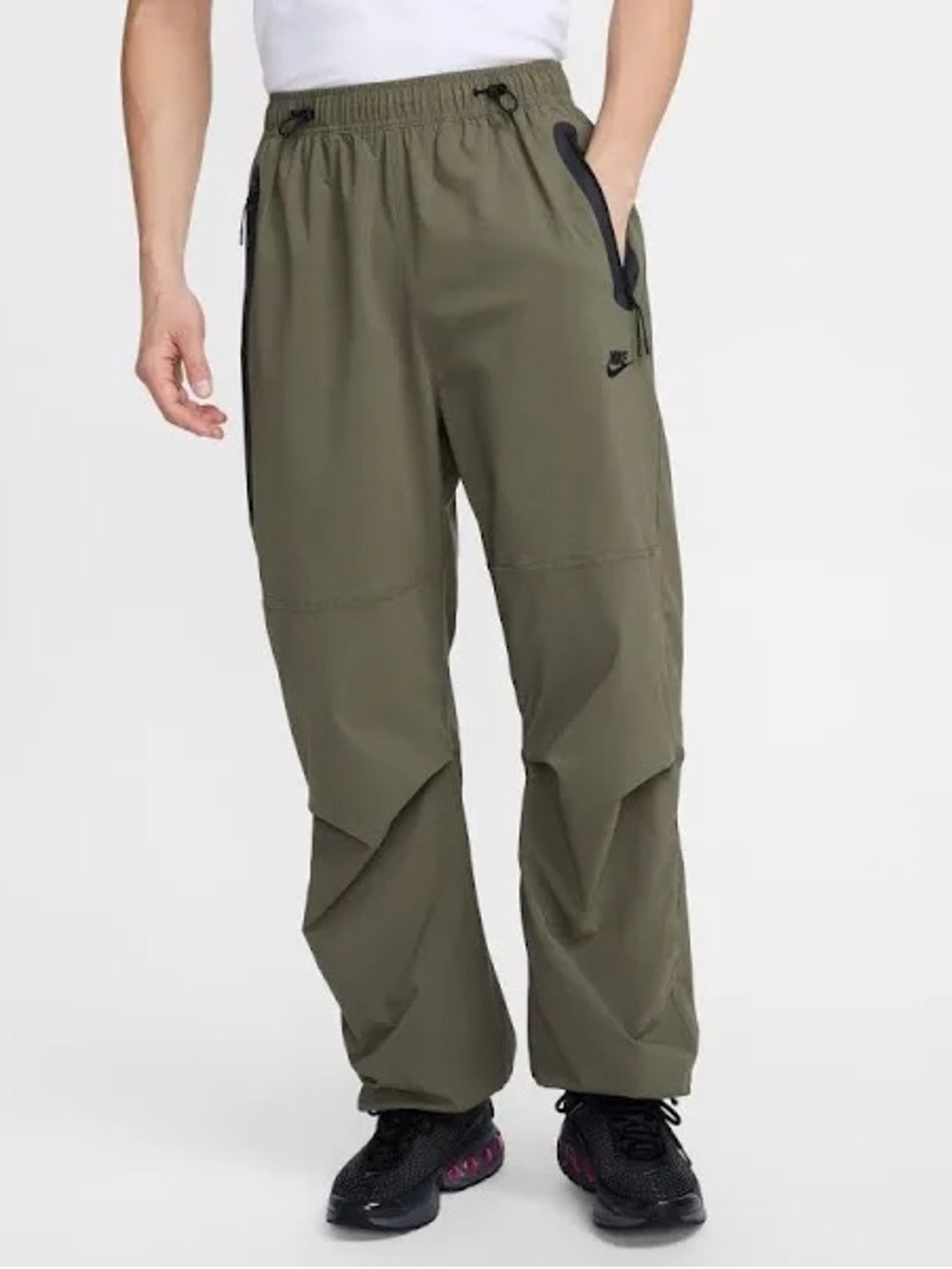 Nike Tech Woven Oversized Pants - Olive Green
